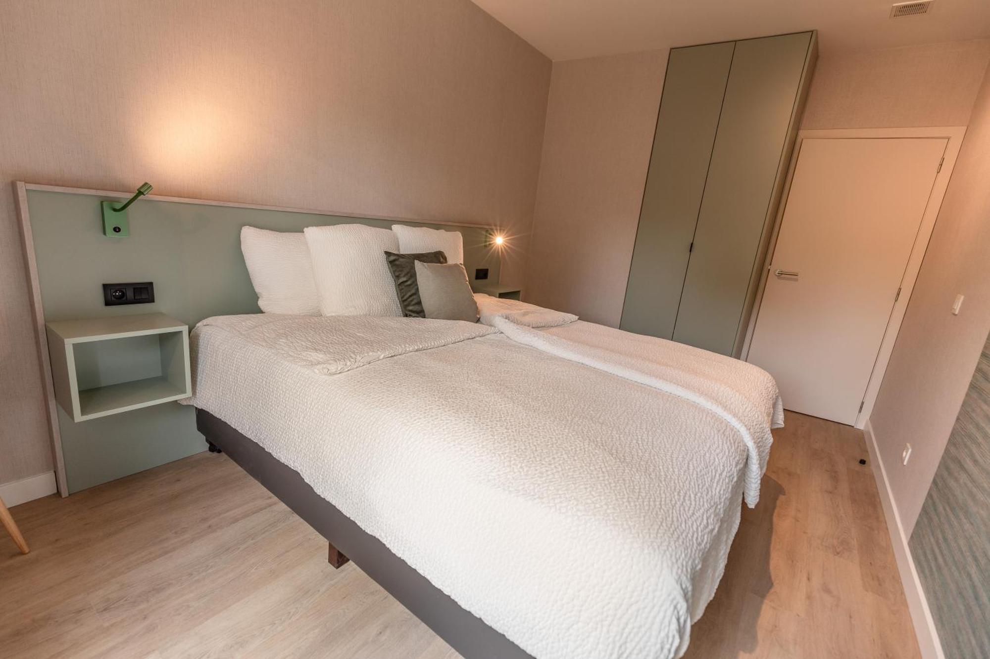 Abalona & Hotel 4*